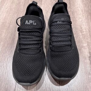APL womens black techloom shoes, 6.5